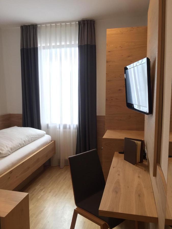 Hotel Zur Schoenen Aussicht 마르크차이덴펠트 외부 사진